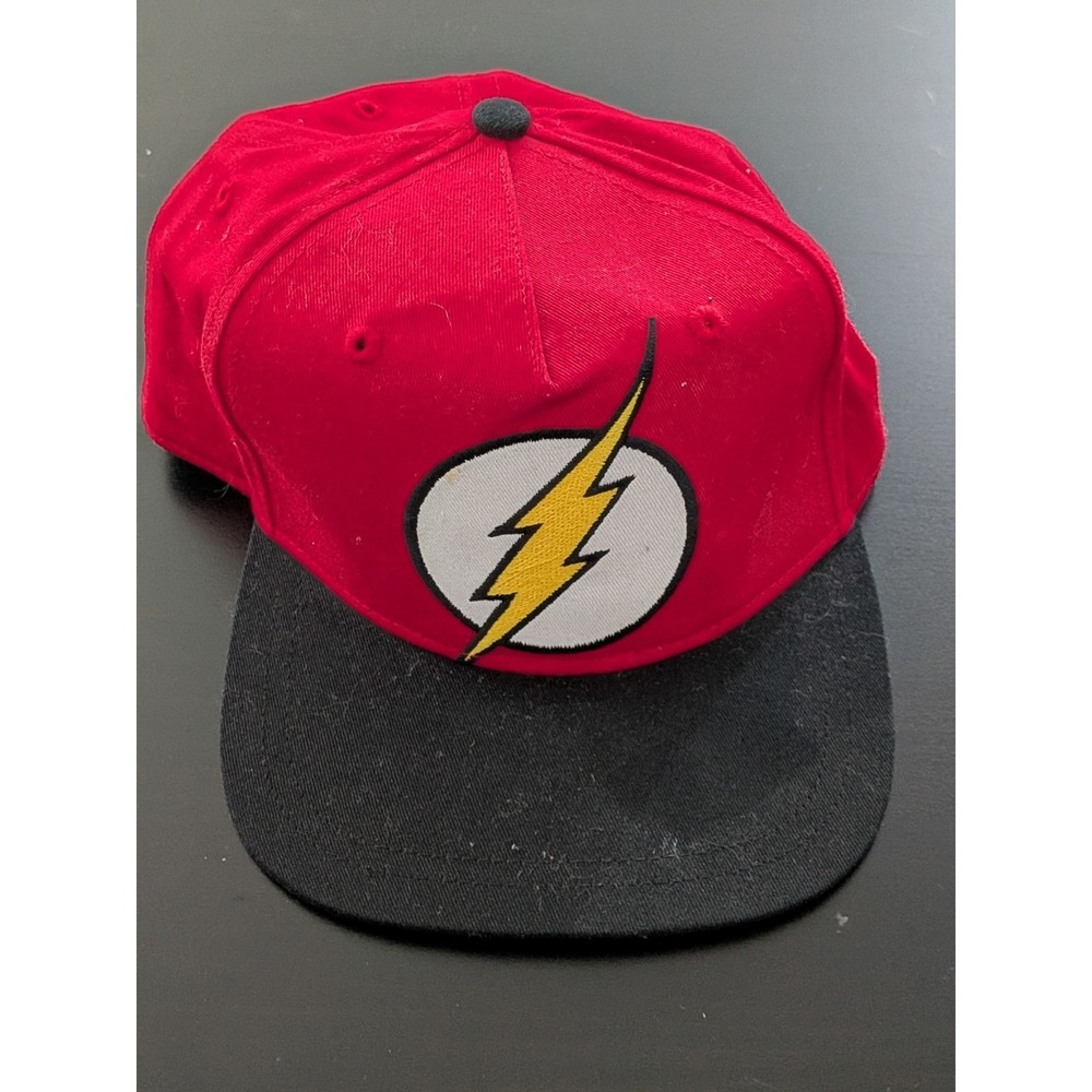 DC Comics The Flash Snapback Hat‎ Bolt Logo Red Youth OSFM